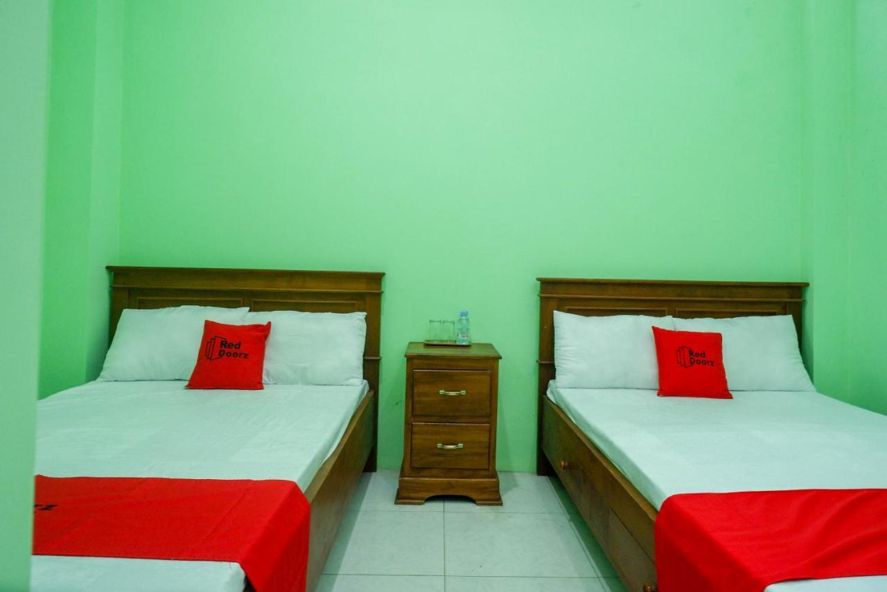 Reddoorz Syariah Near Monumen Jogja Kembali Hotel Kejayan Kültér fotó