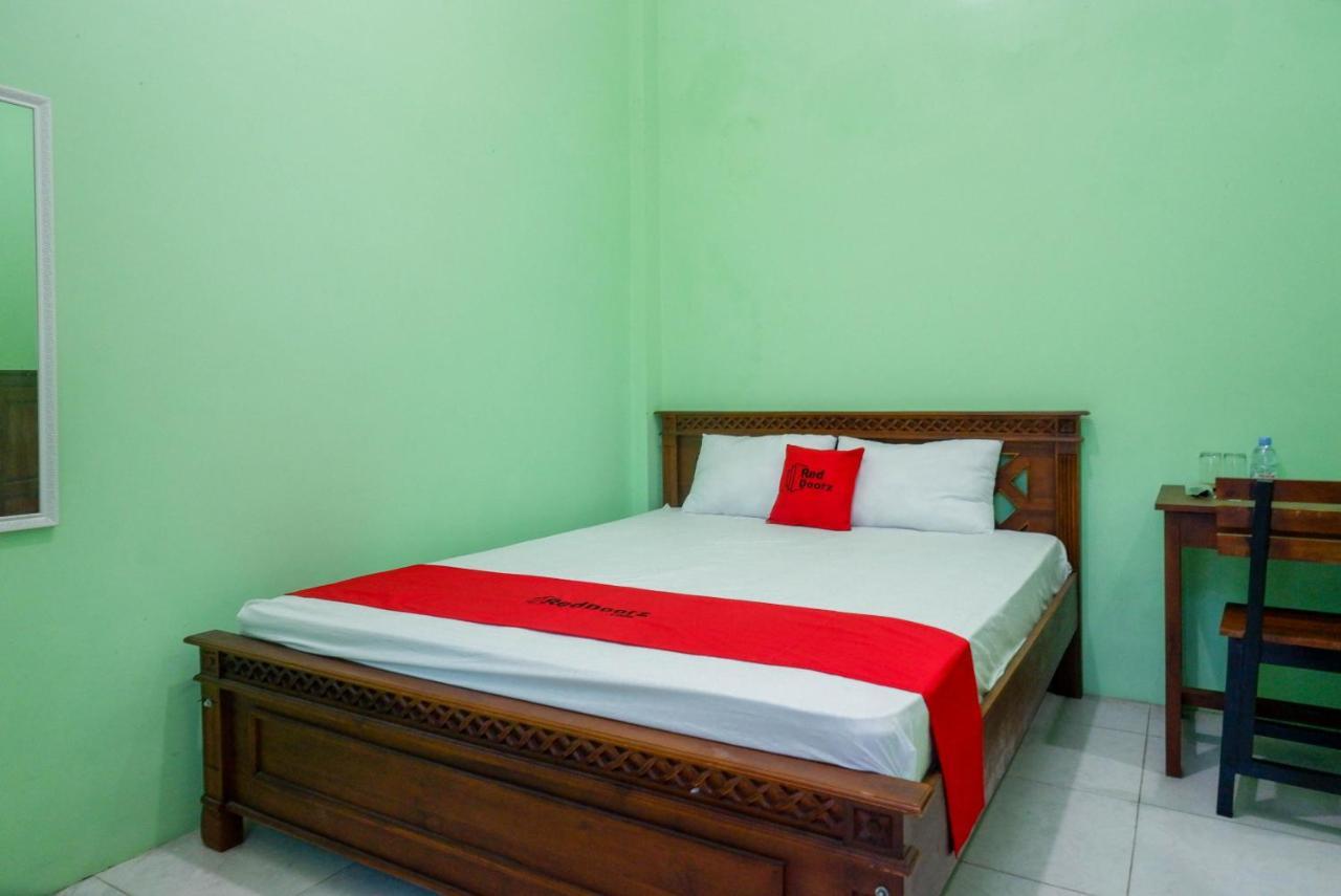 Reddoorz Syariah Near Monumen Jogja Kembali Hotel Kejayan Kültér fotó